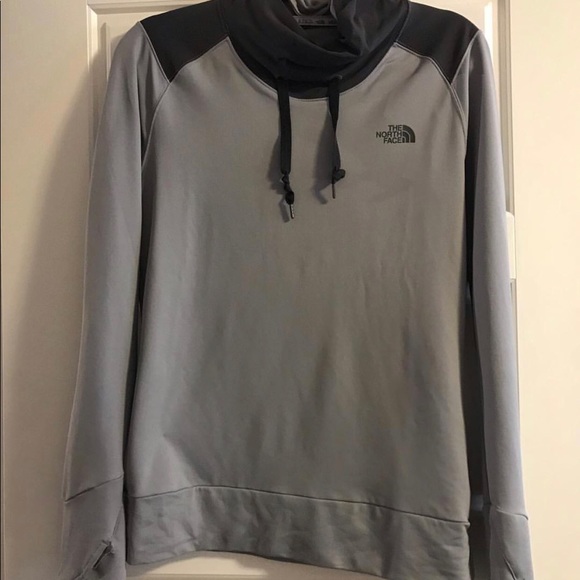 Women’s Clothing - Picture 7 of 8